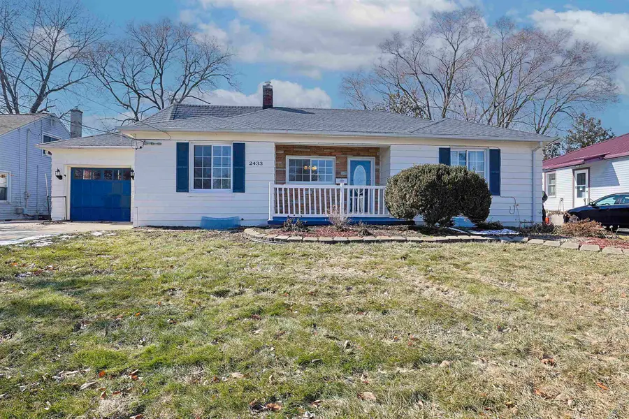 2433 N Clinton, Saginaw, MI 48602 - #3