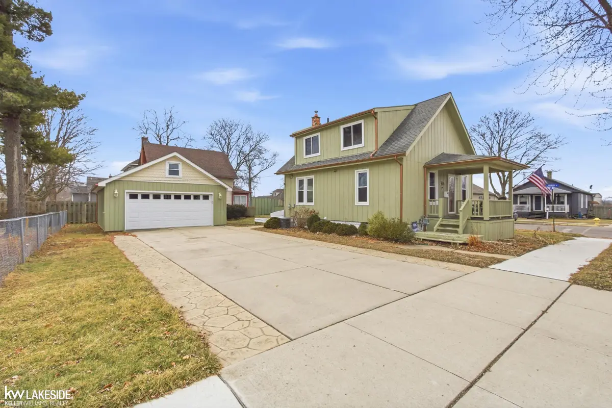 353 George, Trenton, MI 48183 - #1