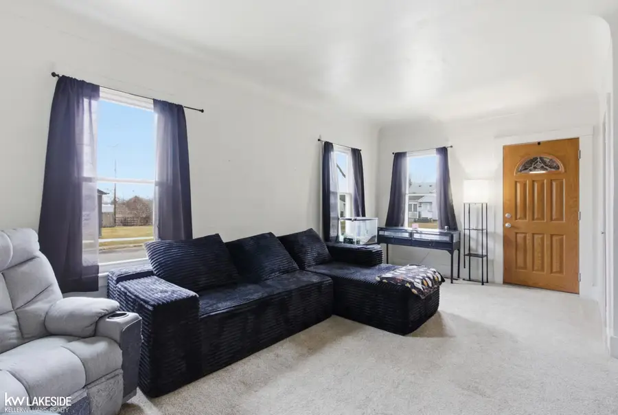 353 George, Trenton, MI 48183 - #3