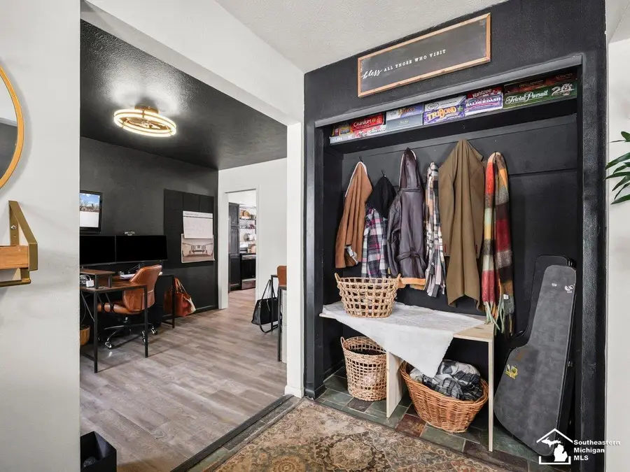 7490 Canterbury, Lambertville, MI 48144 - #3