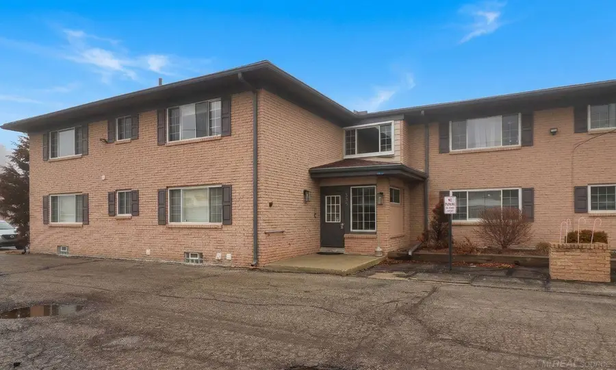2311 Walton #unit 42, Rochester Hills, MI 48309 - #3