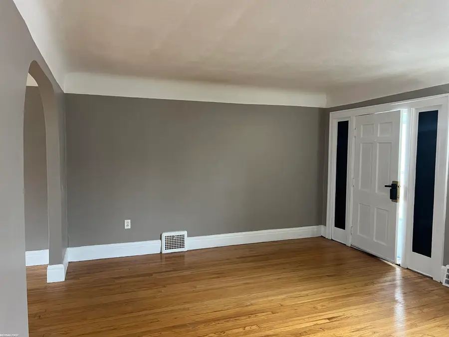26 Hollywood, Mount Clemens, MI 48043 - #3
