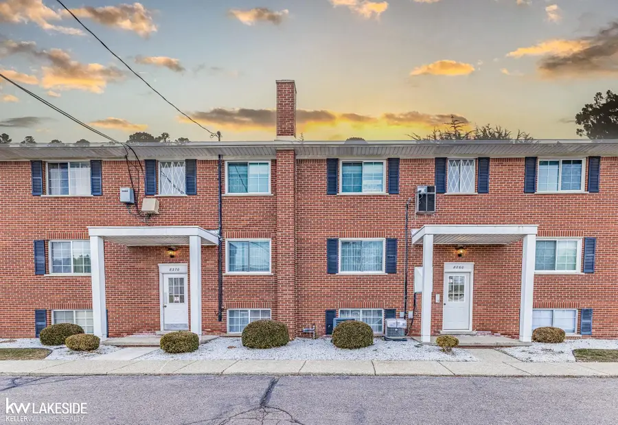 8260 Crestview #5, Sterling Heights, MI 48312 - #2