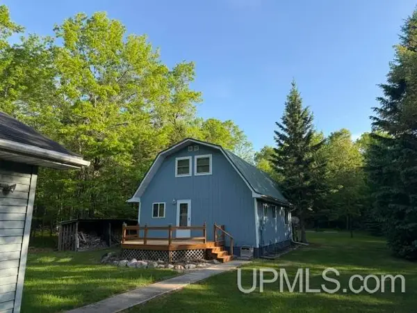 W10410 Park, Athelstane T-WI, WI 54104