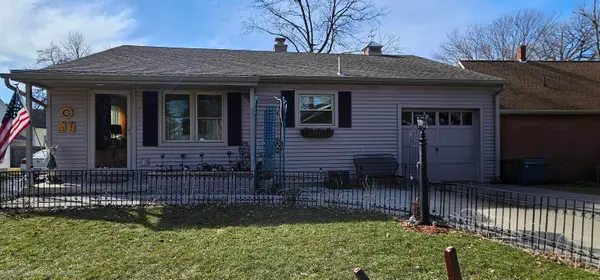 215 Gates, Bay City, MI 48708