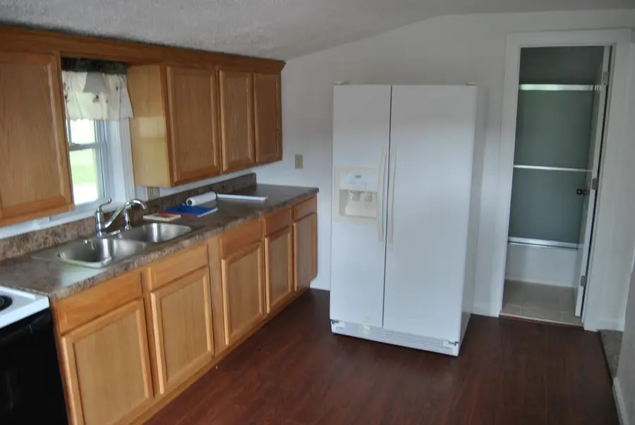 3011 Carrollton, Saginaw, MI 48604 - #2