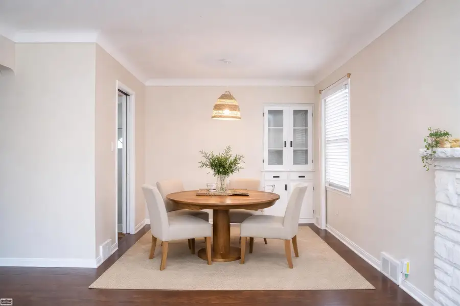 21800 Chalon, Saint Clair Shores, MI 48080 - #3