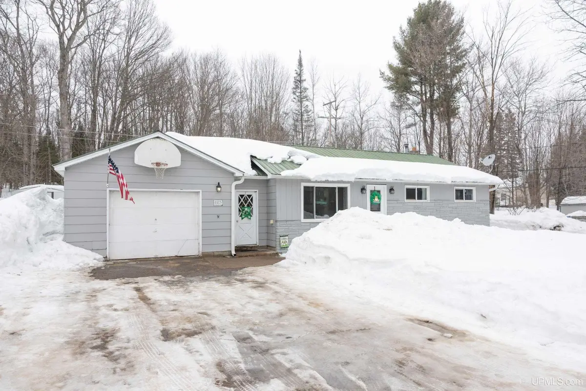 125 Lawrence, Ishpeming, MI 49849 - #1
