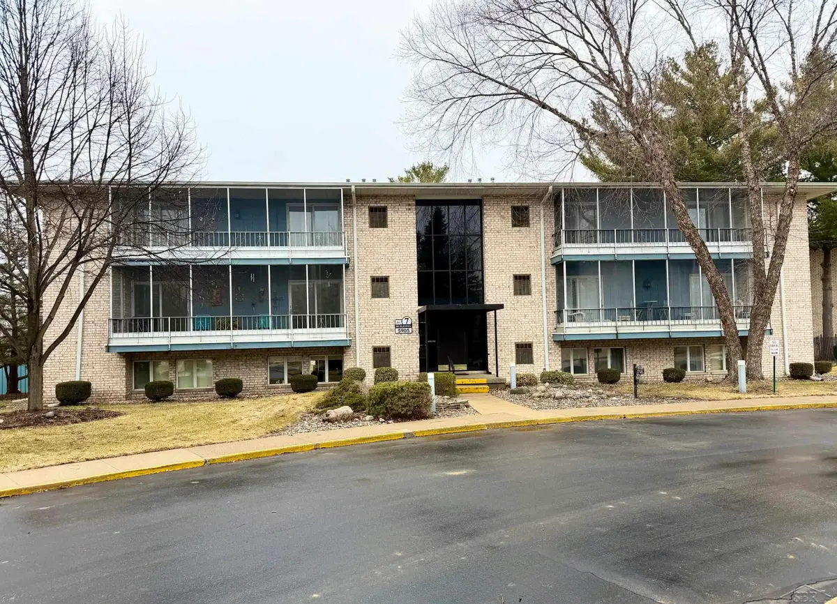 5905 W Michigan #B1, Saginaw, MI 48638 - #1