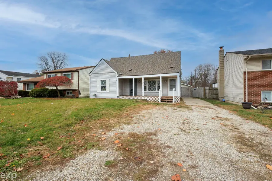8065 Ogden, Sterling Heights, MI 48314 - #2