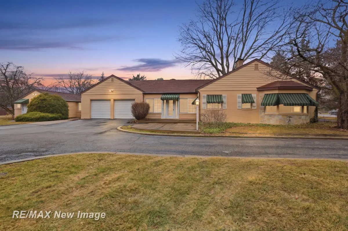 4077 Brockway, Saginaw, MI 48638 - #1