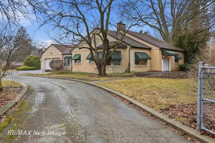 4077 Brockway, Saginaw, MI 48638 - #3