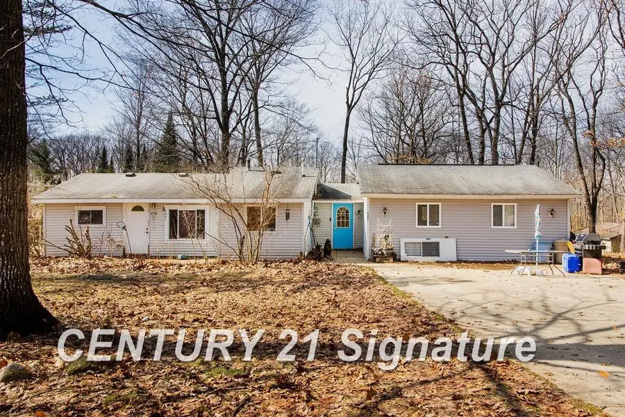 4041 Janet, Harrison, MI 48625 - #2