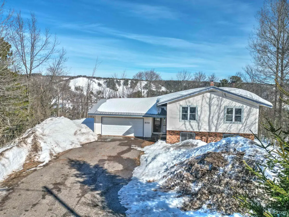 320 Franklin, Houghton, MI 49931 - #1