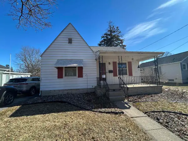 707 Burns, Bay City, MI 48732