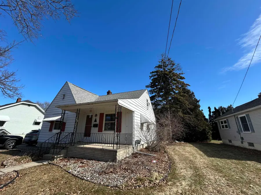 707 Burns, Essexville, MI 48732 - #3