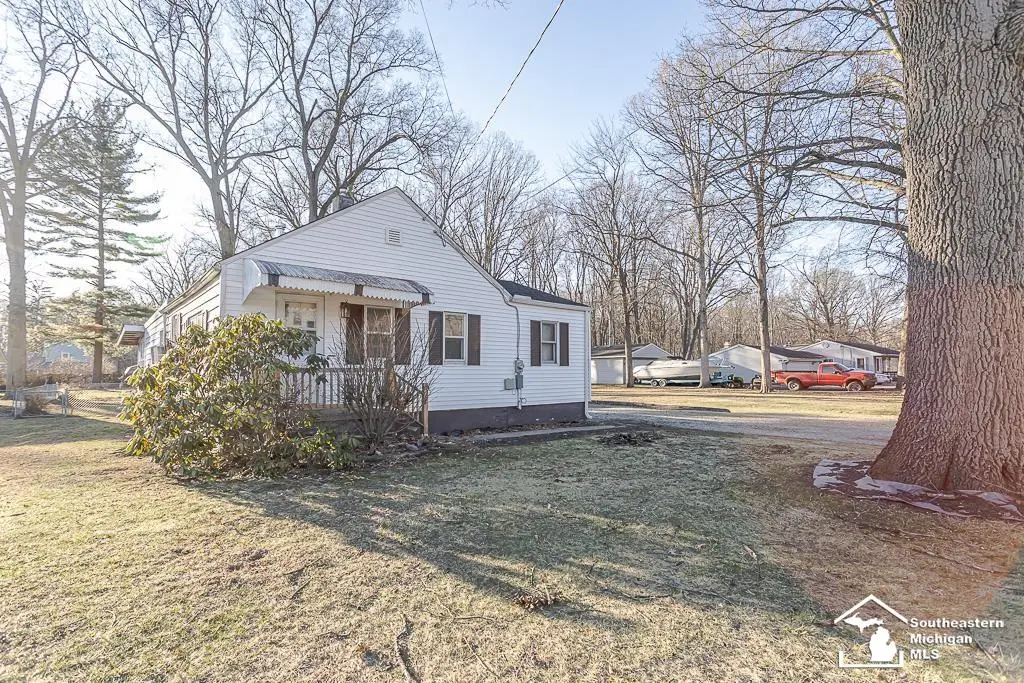 8037 Wiseman, Lambertville, MI 48144 - #1