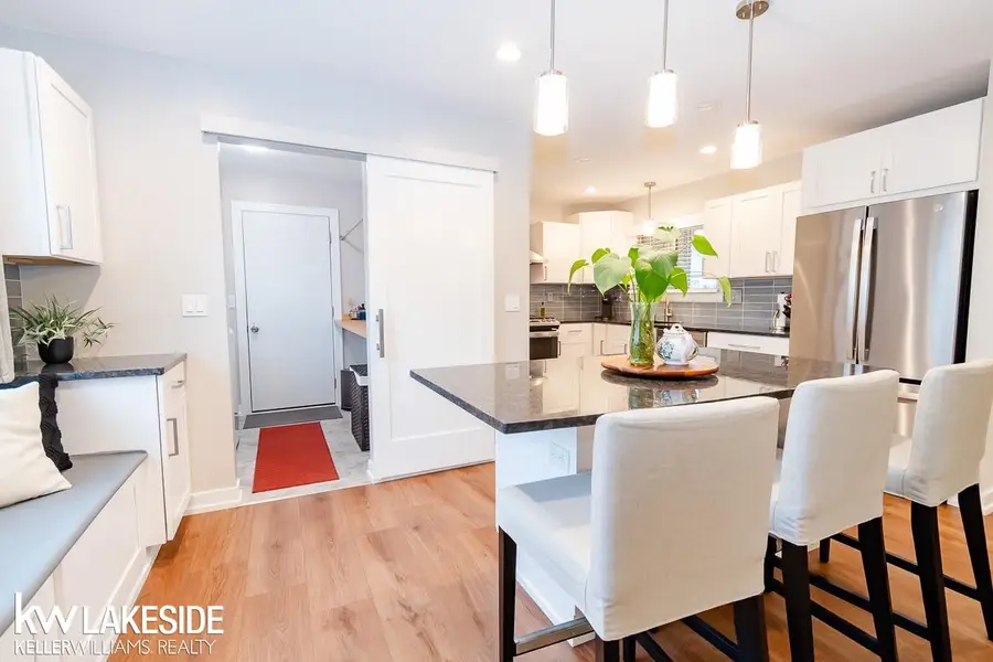 42565 Leonardo's, Clinton Township, MI 48038 - #3