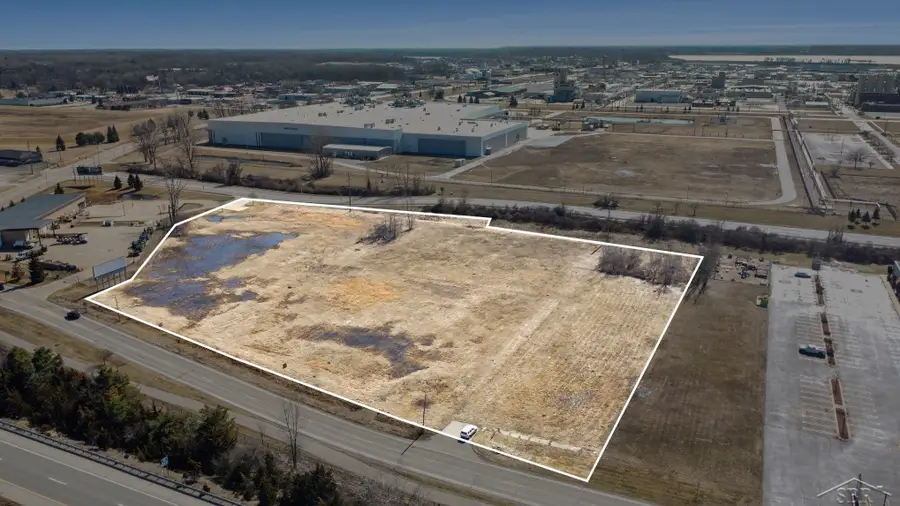 1240 James Savage, Midland, MI 48640 - #2