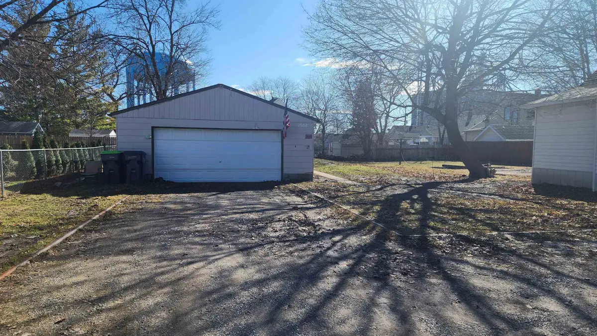 1908 Kosciuszko, Bay City, MI 48708 - #1