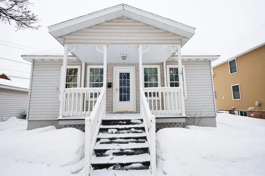 516 Prince, Negaunee, MI 49866 - #3