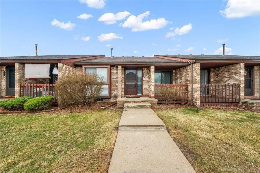 34868 Mercer, Fraser, MI 48026 - #2