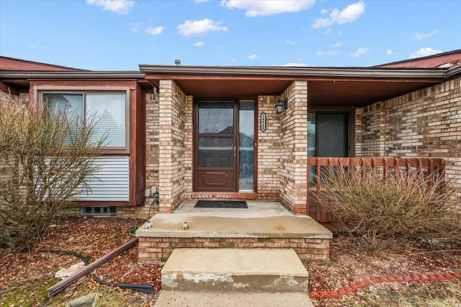 34868 Mercer, Fraser, MI 48026 - #3