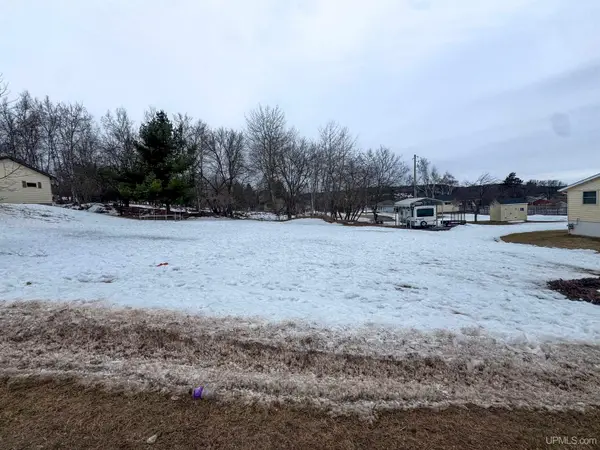 615 Kennedy, Iron Mountain, MI 49801