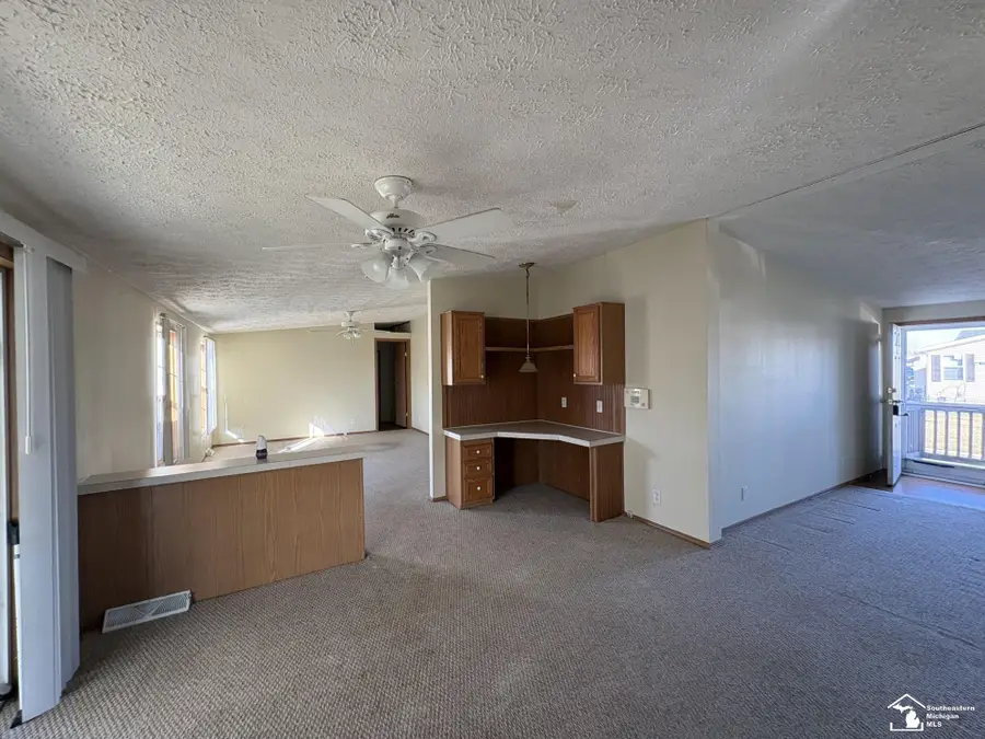 13565 Pear, Carleton, MI 48117 - #3