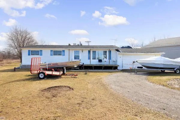 10635 Gratiot, Casco, MI 48064