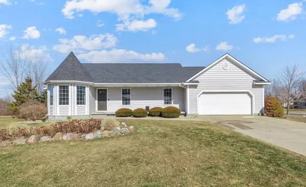 4860 S Crossings, Saginaw, MI 48603