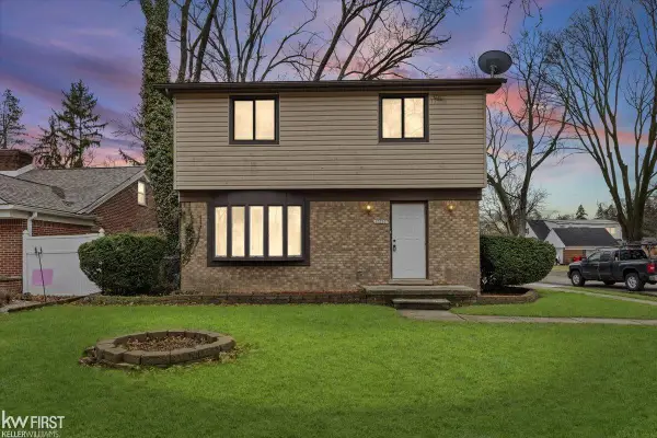 17397 Cornell, Southfield, MI 48075