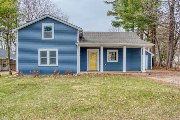 211 N Church, Byron, MI 48418