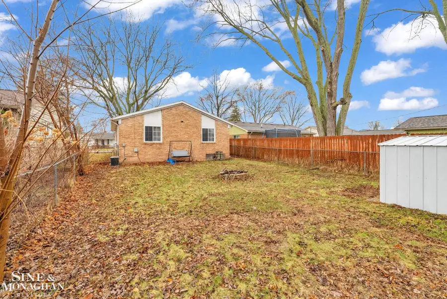 39476 Willmarth, Harrison Township, MI 48045 - #2