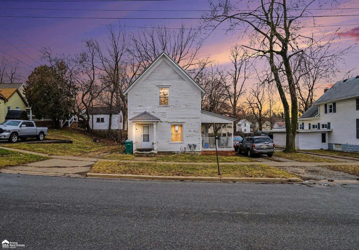 512 Bradley, Owosso, MI 48867 - #1