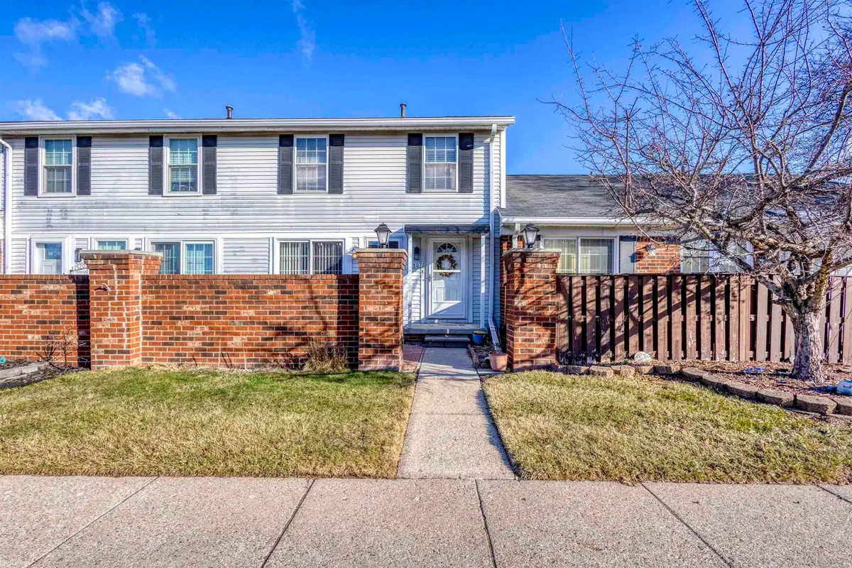 15207 Renshaw, Clinton Township, MI 48038 - #1