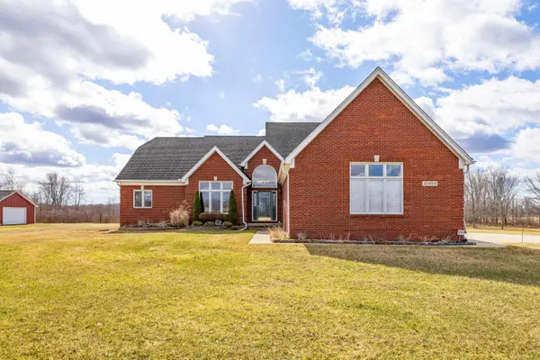 27070 32 Mile, Lenox, MI 48050