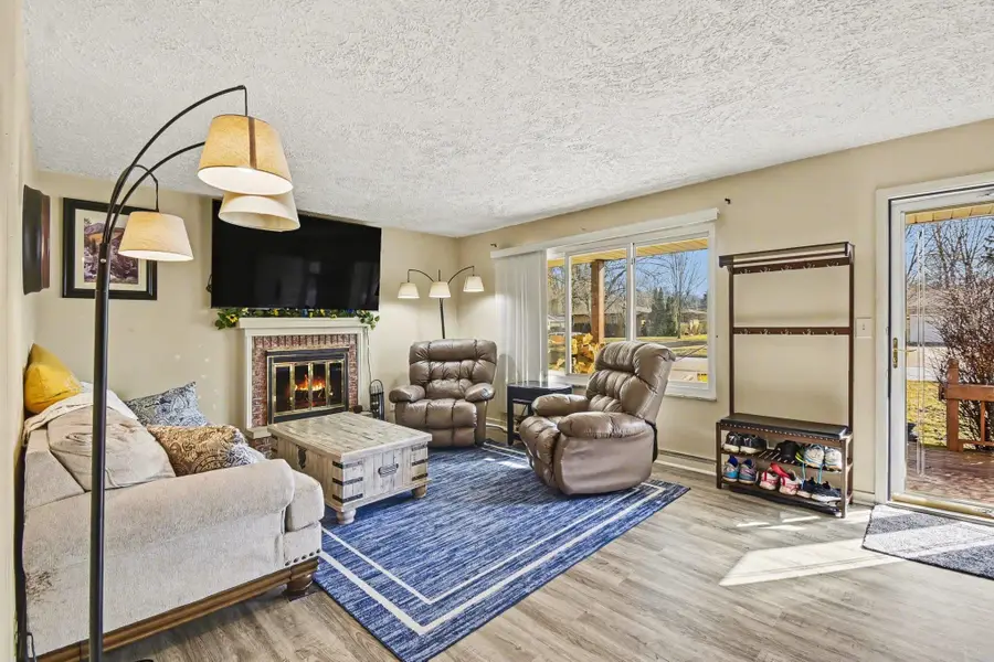 4408 Darla, Bay City, MI 48708 - #3