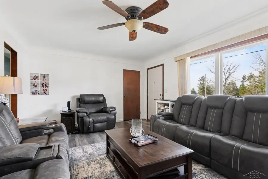 1925 Schust, Saginaw, MI 48604 - #3
