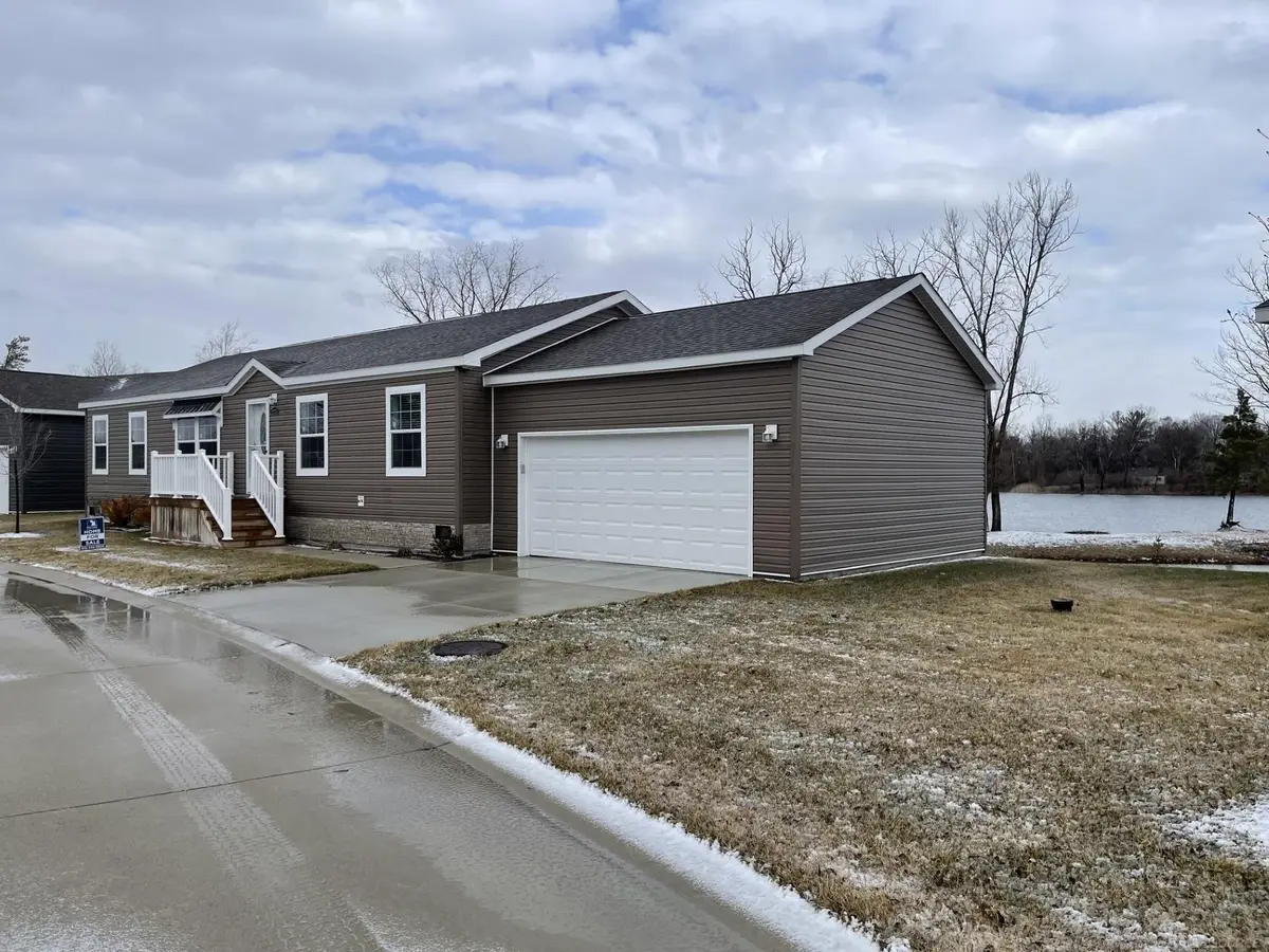 2775 Naples, Lapeer, MI 48446 - #1