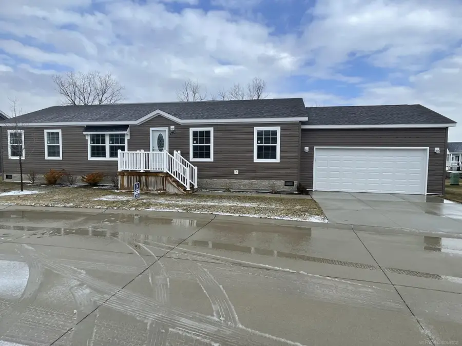 2775 Naples, Lapeer, MI 48446 - #2