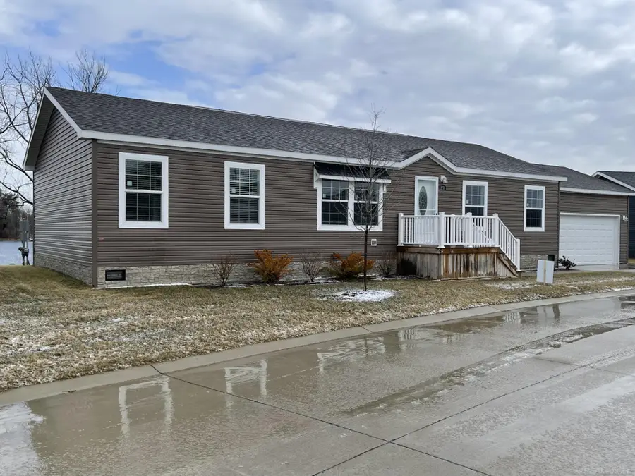 2775 Naples, Lapeer, MI 48446 - #3