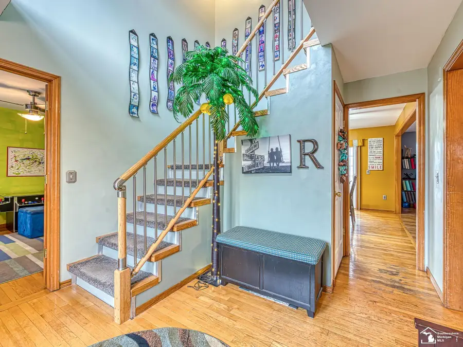 20087 Herzog, Rockwood, MI 48173 - #2