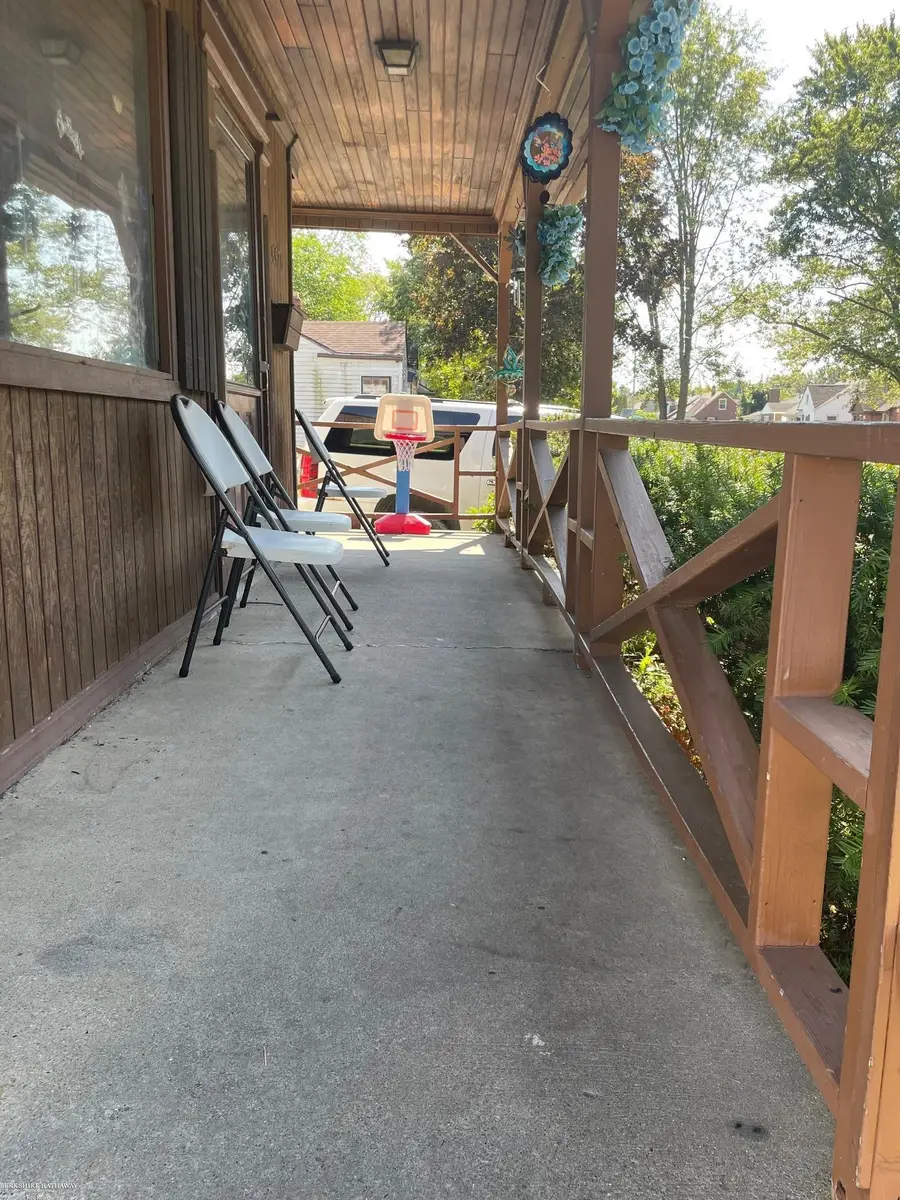5570 Farmbrook, Detroit, MI 48224 - #3