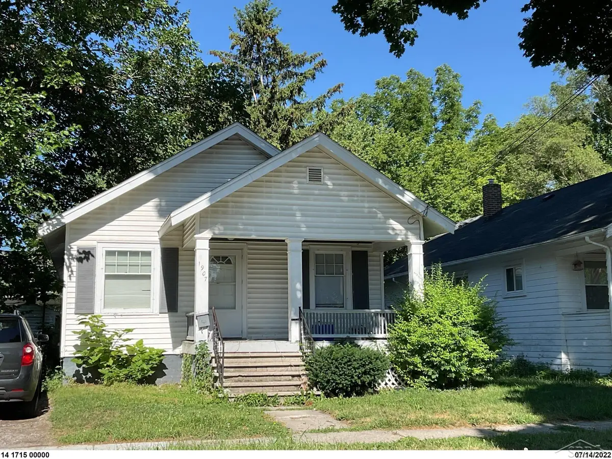 1907 N Clinton, Saginaw, MI 48602 - #1