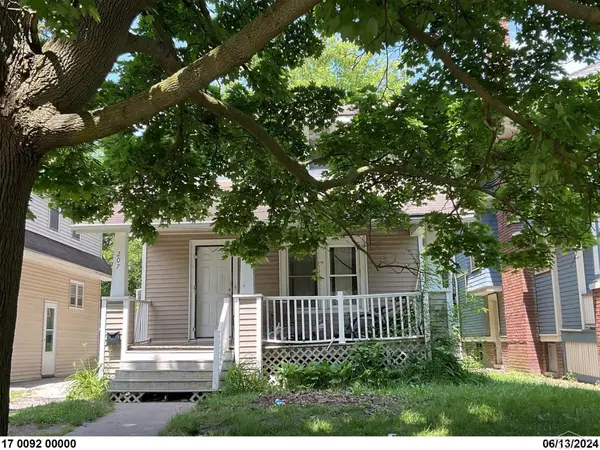 207 S Bond, Saginaw, MI 48602