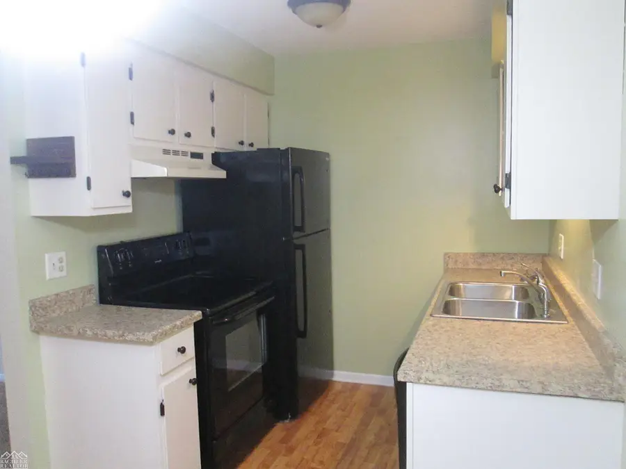 1637 S Riverside, Saint Clair, MI 48079 - #2