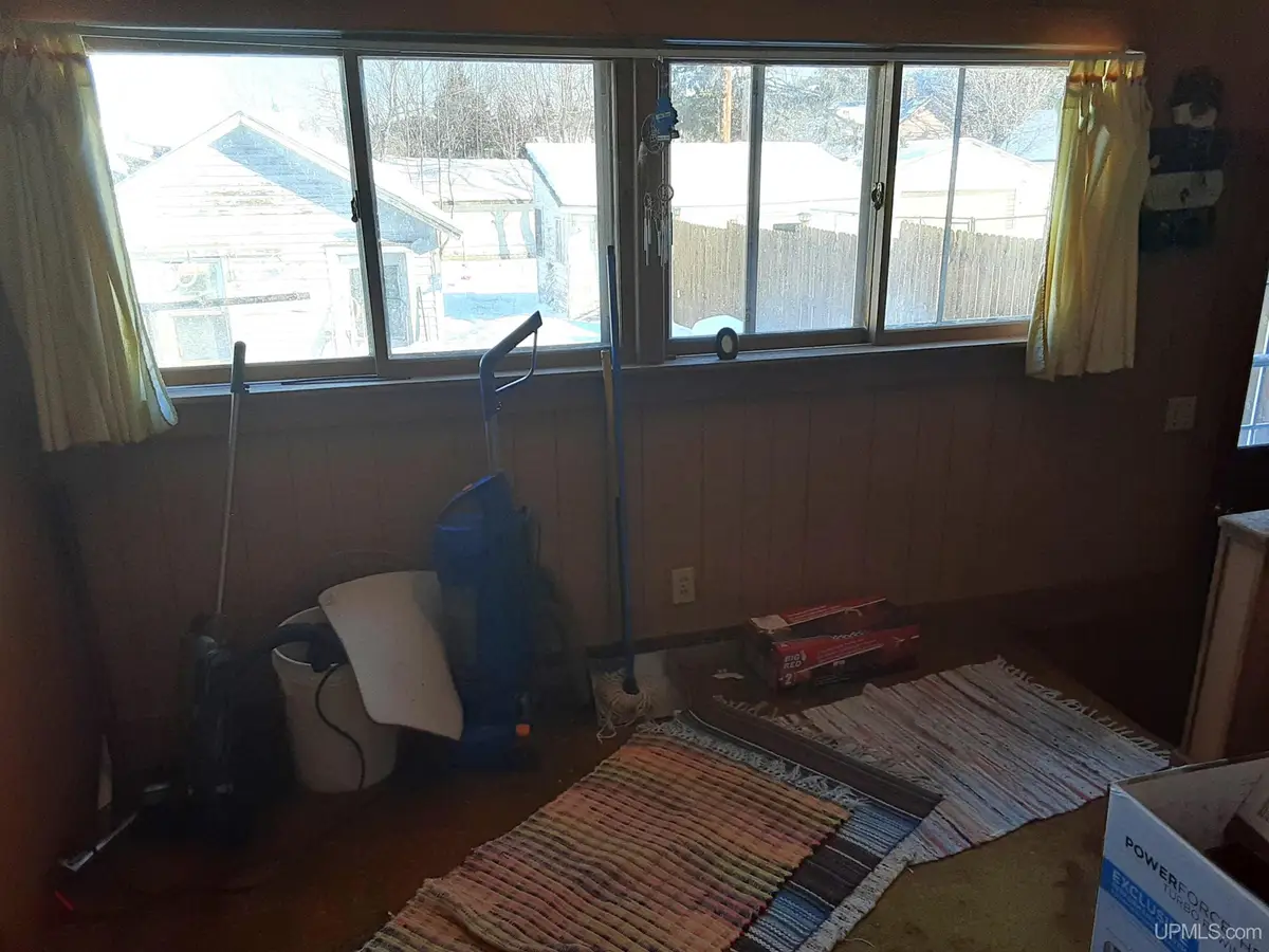 304 E Longyear, Bessemer, MI 49911 - #1