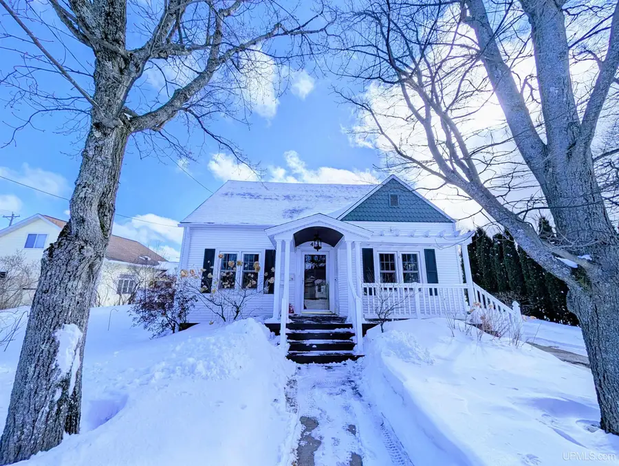 418 Albert, Marquette, MI 49855 - #2