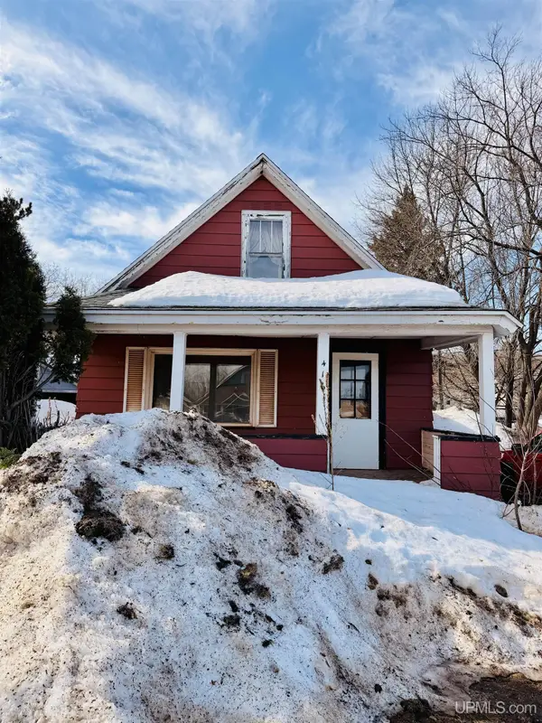 416 S Silver, Negaunee, MI 49866